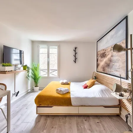 Daire New Classy Studio Near Les Champs-elysees